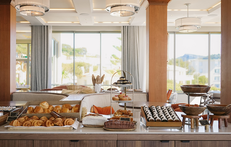 Brunch à Cassis, vue mer aux Belles Canailles