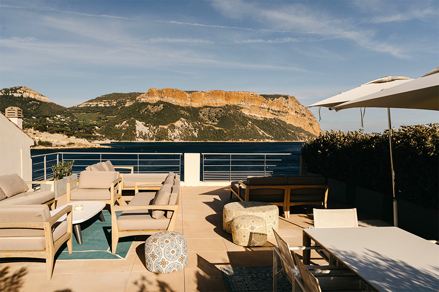 Les suites de l'hôtel Les Roches Blanches à Cassis