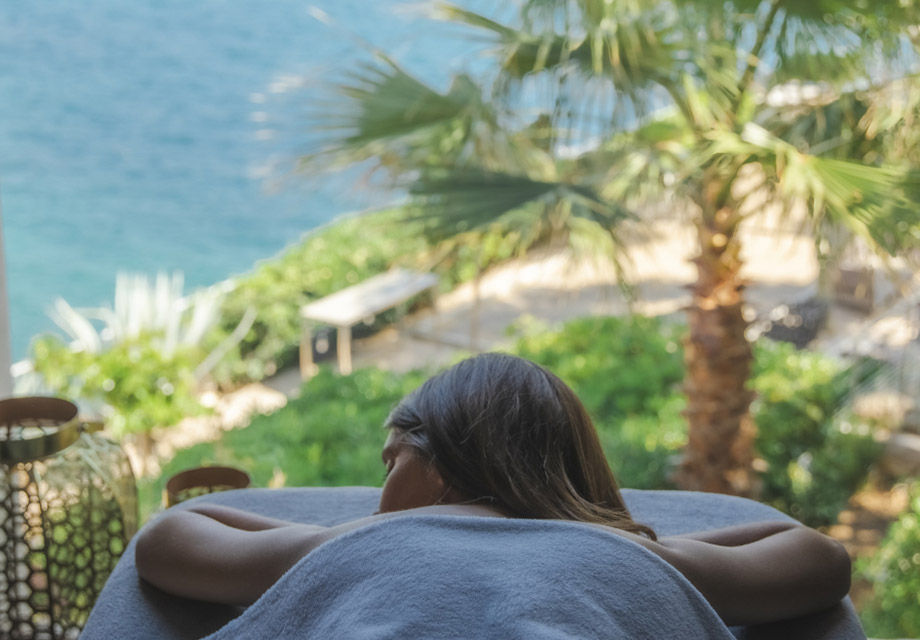 Offre Séjour Fêtes de fin d'année bien-être aux Roches Blanches de Cassis, hôtel 5 étoiles