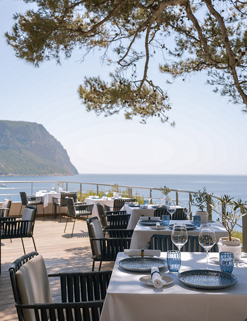 Gastronomic restaurant with sea view in Cassis