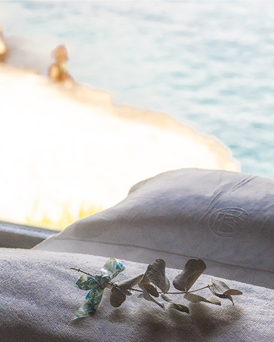 Treatment and massage at the Spa Sisley in Cassis | Hotel Roches Blanches